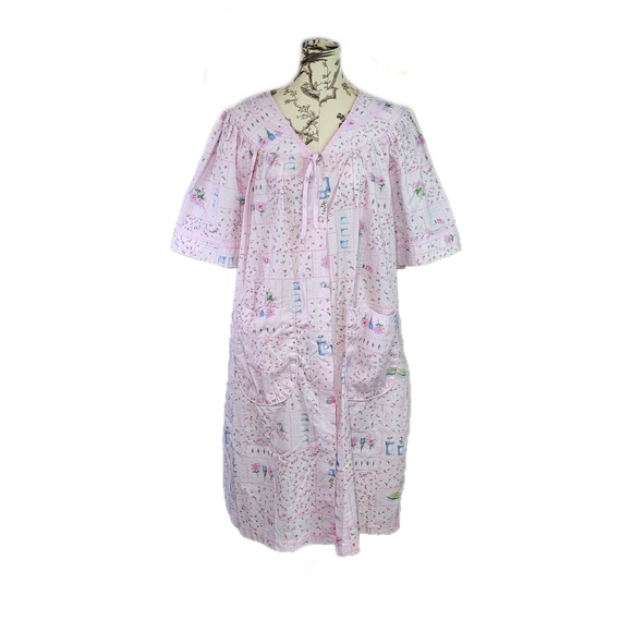 Vintage Bernette Size 1X Floral House Dress Pink Pearl Snaps Cottage Pockets - Picture 1 of 9
